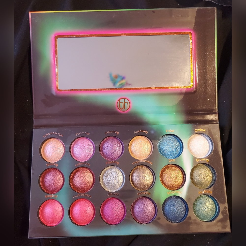 Makeup pallet